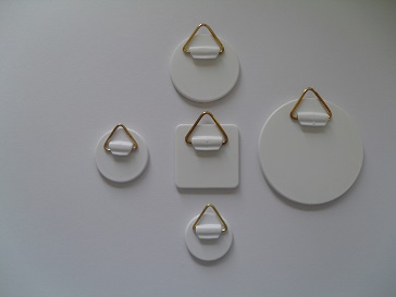 Aufhänger selbstklebend